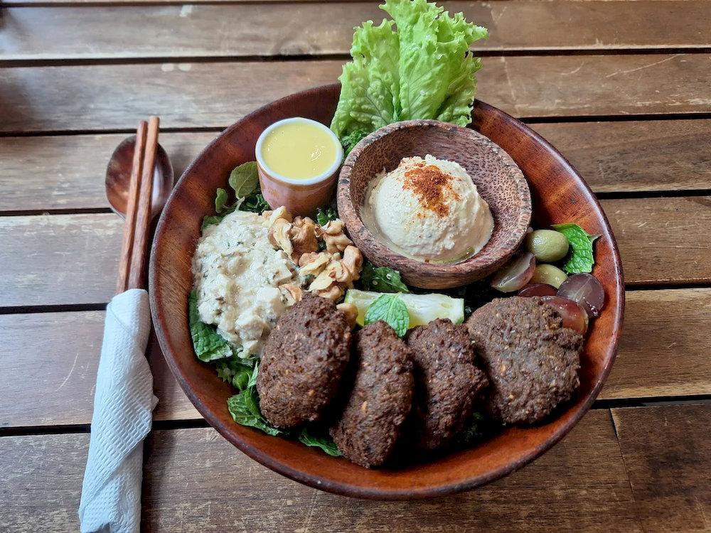 This reflects the café's dedication to promoting environmental consciousness alongside healthy eating 